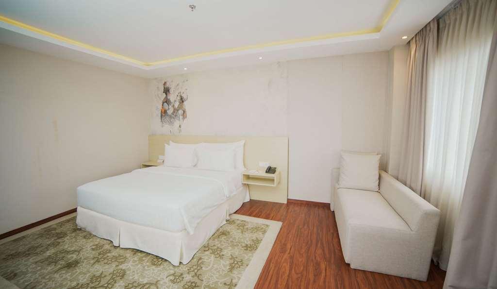 Four Star By Trans Sanur